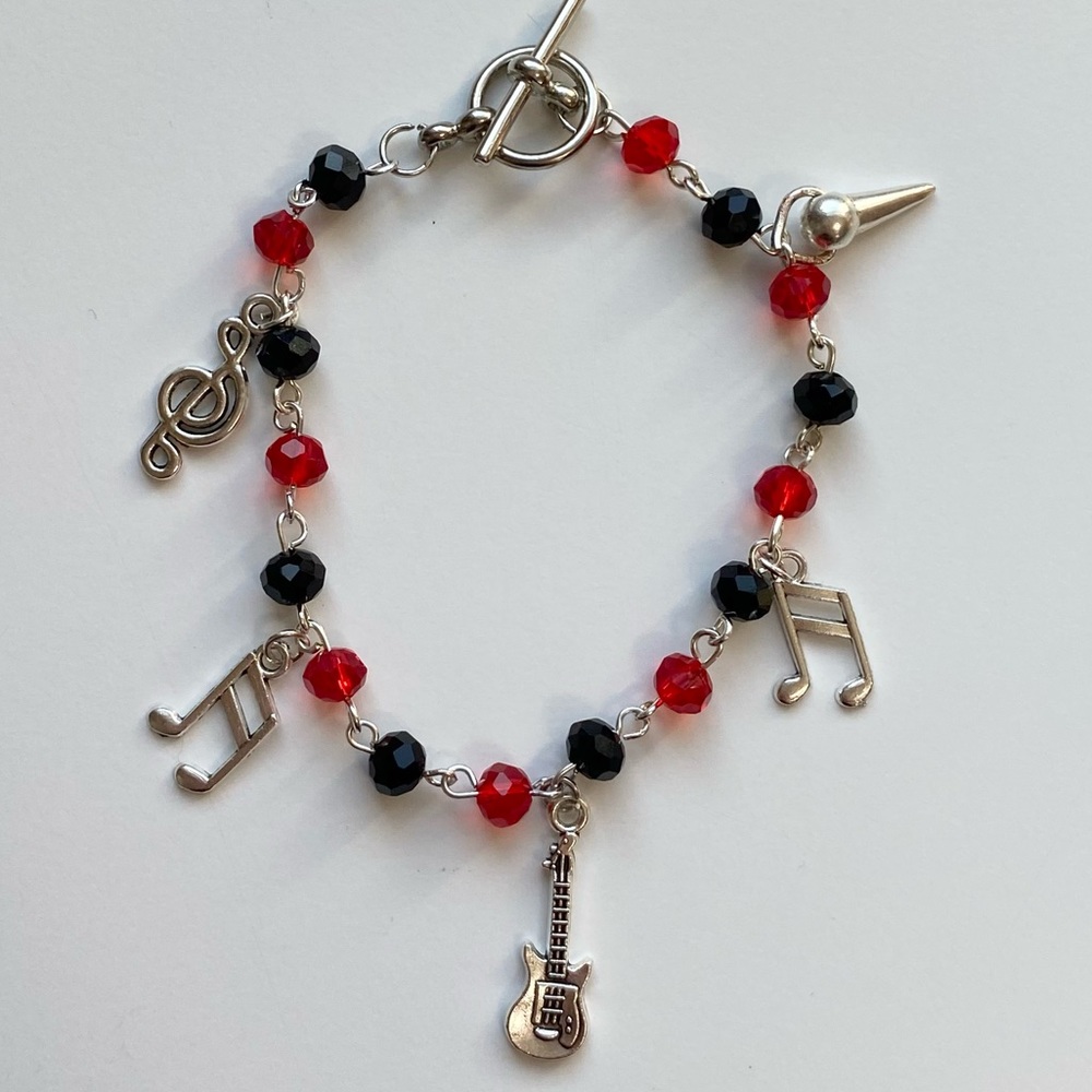 ❣︎ Eddie Munson bracelet ❣︎